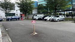 Leong Huat Building (D13), Factory #578104961